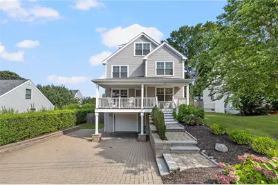36 Beachview Terrace, Middletown, RI 02842 - Photo 2