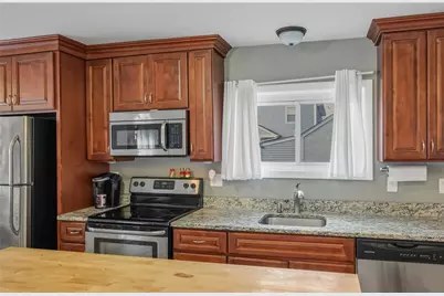 28 Gardner Street, Pawtucket, RI 02861 - Photo 6