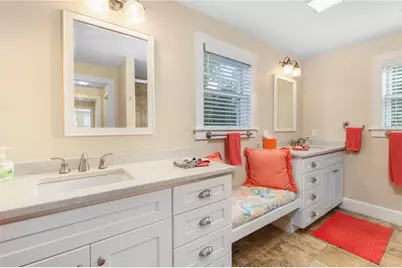 36 Beachview Terrace, Middletown, RI 02842 - Photo 22