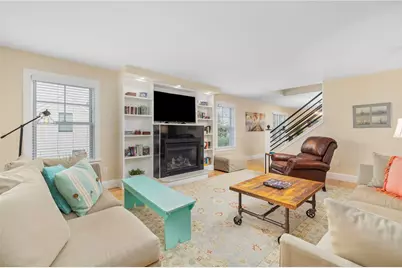 36 Beachview Terrace, Middletown, RI 02842 - Photo 4