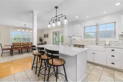 36 Beachview Terrace, Middletown, RI 02842 - Photo 10