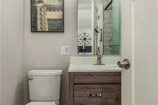 16 Sargent Ave, Providence, RI 02906 - Photo 18