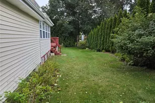 11 Eddy Dr, Westerly, RI 02891 - Photo 6