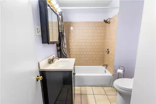 21 Berkley St, Providence, RI 02908 - Photo 22