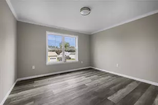 121 Robert Gray Ave, Tiverton, RI 02878 - Photo 12