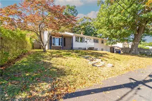 26 Fornelli St, West Warwick, RI 02893 - Photo 24