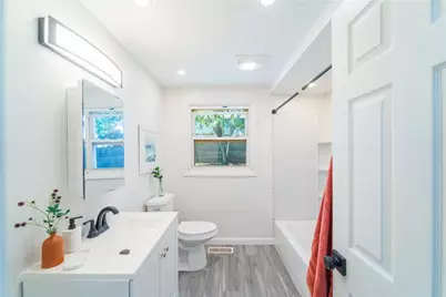 26 Fornelli Street, West Warwick, RI 02893 - Photo 12