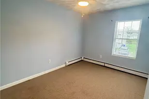 14 West St, Bristol, RI 02809 - Photo 6