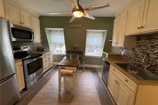 4 Hammond St, Newport, RI 02840 - Photo 4