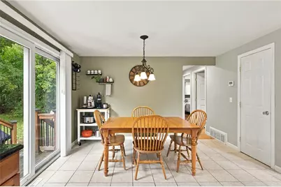 248 Knollwood Drive, Woonsocket, RI 02895 - Photo 8