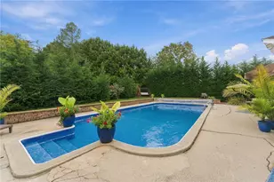 21 Lawnacre Dr, Cranston, RI 02920 - Photo 14