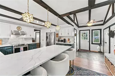 21 Lawnacre Drive, Cranston, RI 02920 - Photo 2