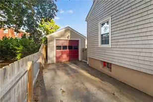 69 Clarner St, Pawtucket, RI 02861 - Photo 26