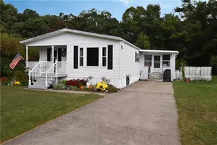 19 Healey Brook Ct, South Kingstown, RI 02879 - Photo 1