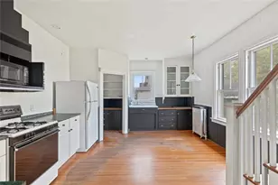 71 Bernard St, Providence, RI 02905 - Photo 16