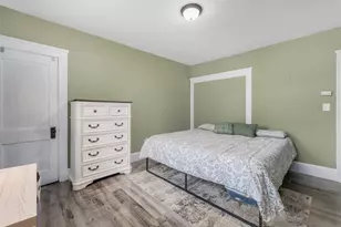 628 Cumberland Hill Rd, Woonsocket, RI 02895 - Photo 18