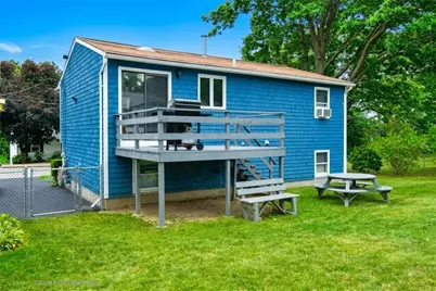 148 Wakefield Street, West Warwick, RI 02893 - Photo 10