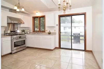 148 Wakefield Street, West Warwick, RI 02893 - Photo 4