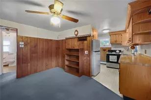 64 Crest Ave, Warwick, RI 02886 - Photo 14