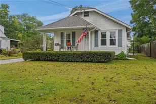 64 Crest Ave, Warwick, RI 02886 - Photo 2