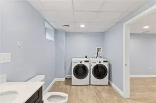 131 Fruit Hill Ave, Providence, RI 02911 - Photo 36