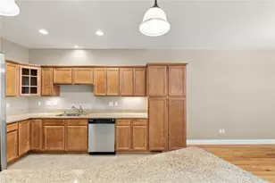 131 Fruit Hill Ave, Providence, RI 02911 - Photo 8