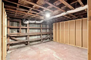 561 Boyds Ln, Portsmouth, RI 02871 - Photo 32