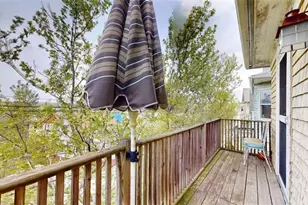 163 Camp St, Providence, RI 02906 - Photo 2
