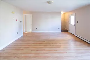 281 Swan St, Providence, RI 02905 - Photo 10
