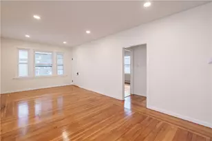 26 Berlin St, Providence, RI 02908 - Photo 10