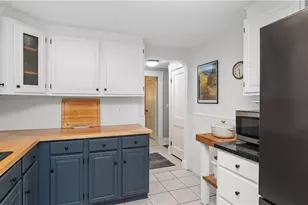 138 Audubon Rd, Warwick, RI 02888 - Photo 16