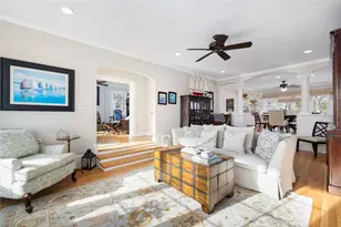 124 Memorial Blvd, Newport, RI 02840 - Photo 20