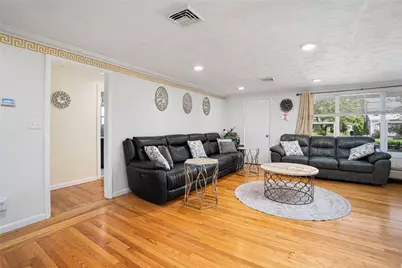 807 Pontiac Avenue, Cranston, RI 02910 - Photo 6