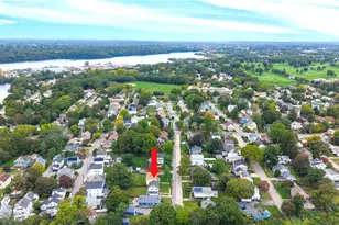 33 Linden Ave, East Providence, RI 02916 - Photo 10