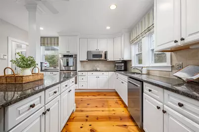 430 Ocean Road, Narragansett, RI 02882 - Photo 6