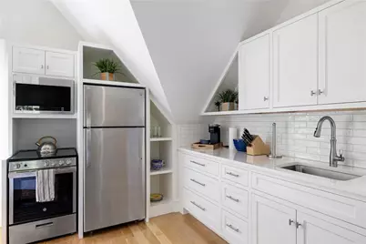 29 Greenough Place, Newport, RI 02840 - Photo 36