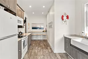 4 Red Cross Ave, Newport, RI 02840 - Photo 6
