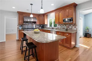 1 Pierce Ct, Barrington, RI 02806 - Photo 14