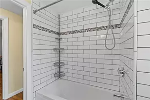 66 Palace Ave, Warwick, RI 02886 - Photo 20