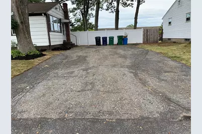 66 Palace Avenue, Warwick, RI 02886 - Photo 4