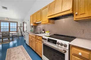 585 Seaside Dr, Jamestown, RI 02835 - Photo 6