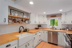 441 Farnum Pike, Smithfield, RI 02917 - Photo 8