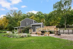 439 Farnum Pike, Smithfield, RI 02917 - Photo 20