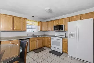 30 Foundry St, Central Falls, RI 02863 - Photo 4