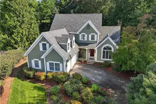 1 Gladding Dr, Cumberland, RI 02864 - Photo 1