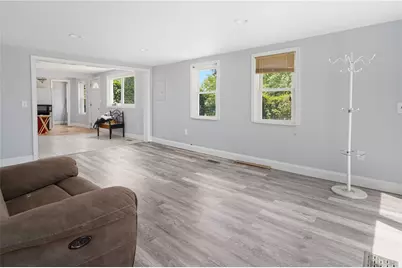155 Stanton Avenue, East Providence, RI 02915 - Photo 20