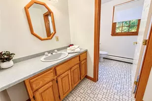 8 Woodcrest Dr, Cumberland, RI 02864 - Photo 26