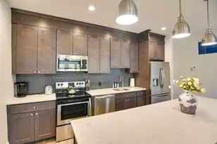 1 River Ln, Newport, RI 02840 - Photo 8