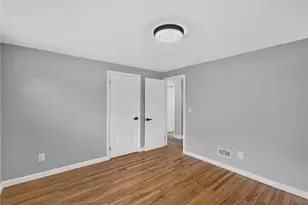 59 Graybar Rd, Warwick, RI 02888 - Photo 18