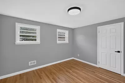 59 Graybar Road, Warwick, RI 02888 - Photo 12